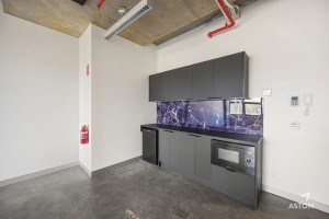 145580 g